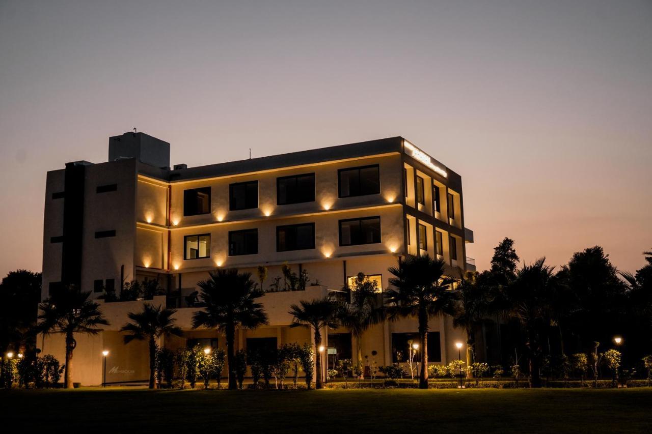 Pride Resort & Convention Center Ranakpur Near Ranakpur Dam Sādri Esterno foto