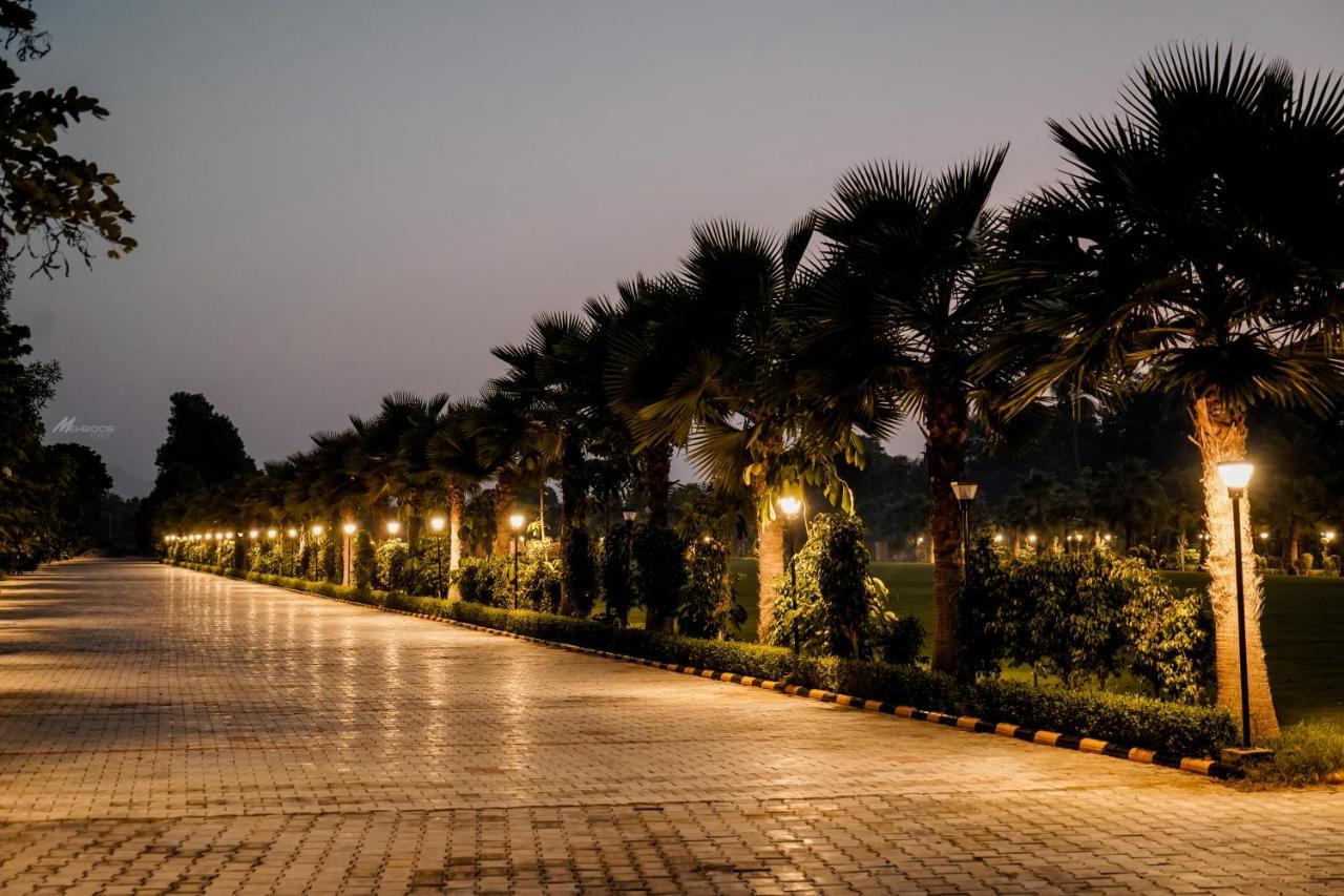 Pride Resort & Convention Center Ranakpur Near Ranakpur Dam Sādri Esterno foto