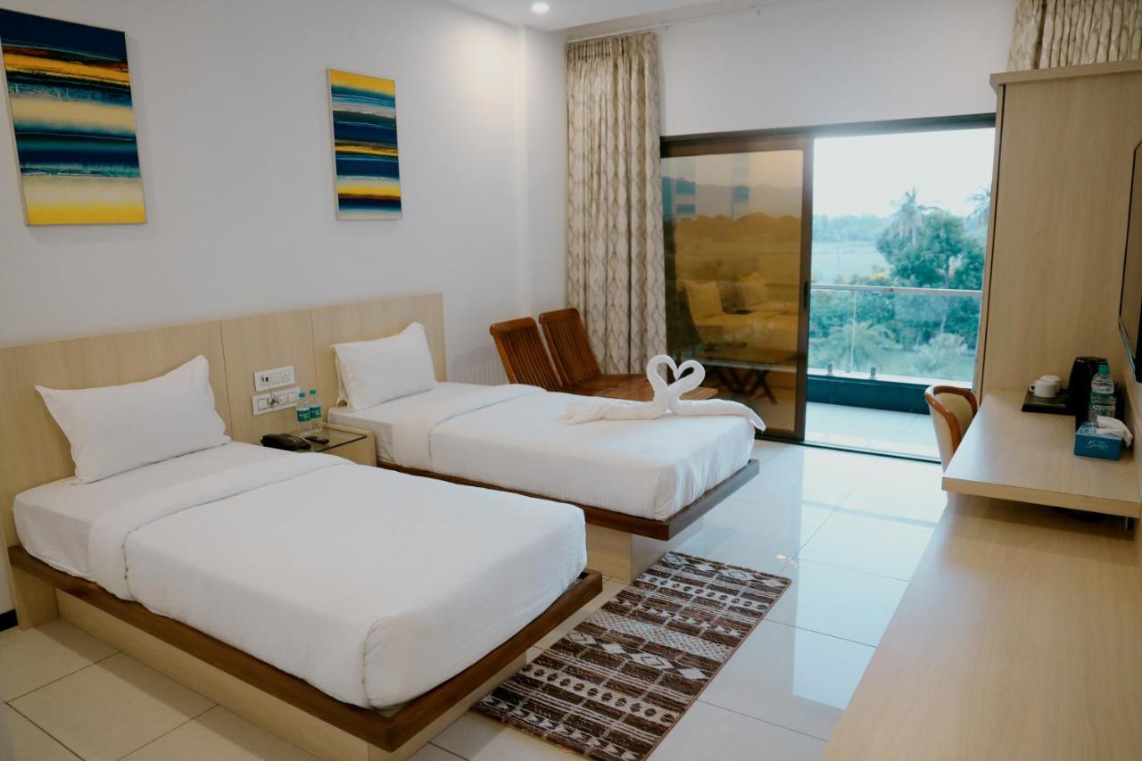Pride Resort & Convention Center Ranakpur Near Ranakpur Dam Sādri Esterno foto